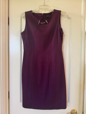 Ivanka Trump Wine Red Eggplant purple Sheath Dress Gold Chain Size 6